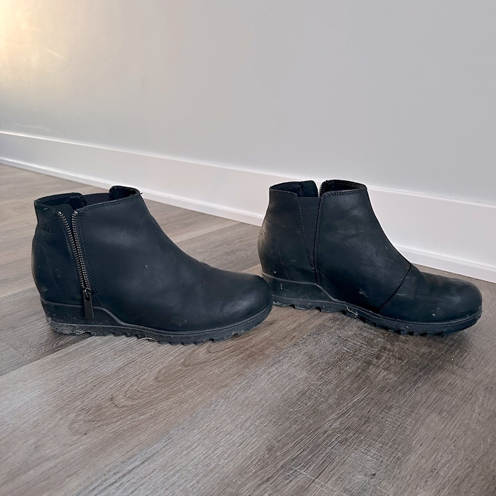 EVIE™ II WOMEN'S ZIP BOOTIE